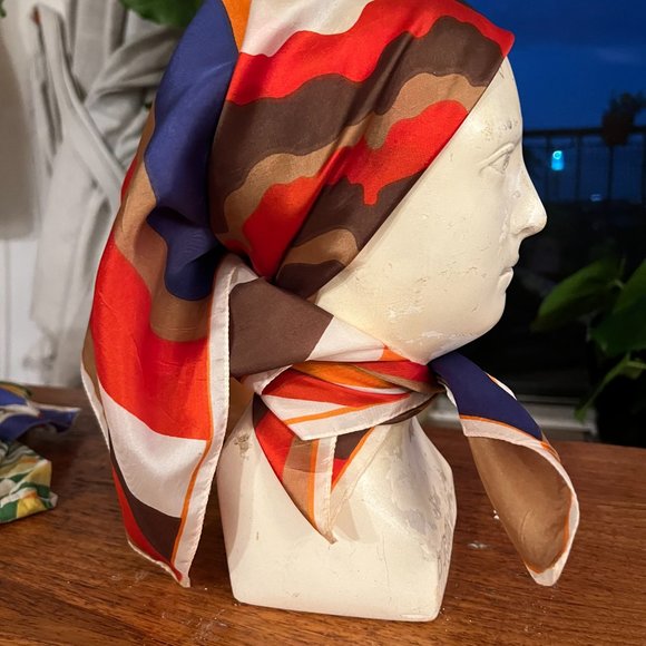 Vintage Mod Scarf - Graphic Floral and Stripes Motif - Picture 6 of 11